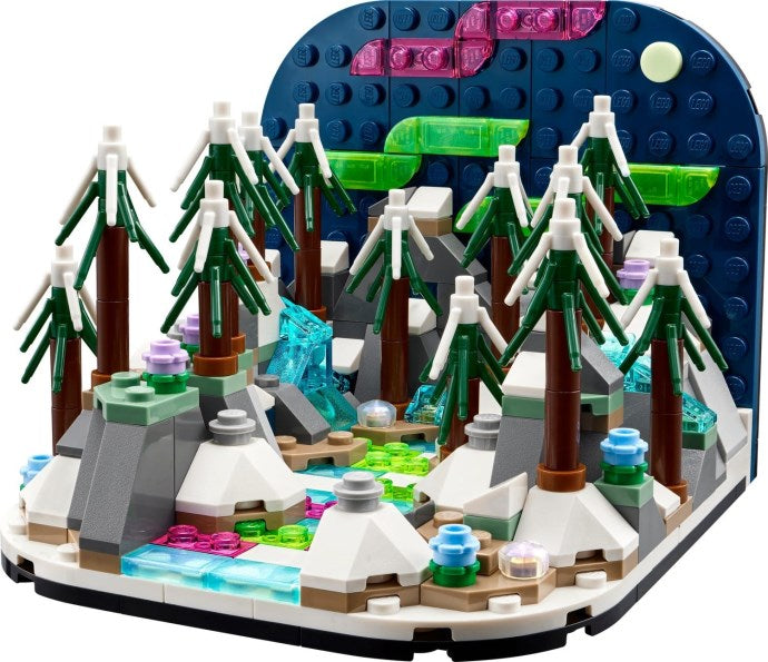Northern Lights Diorama (Pre-Built)